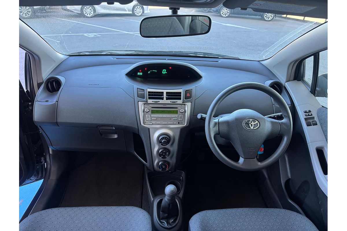 2010 Toyota Yaris YR NCP90R