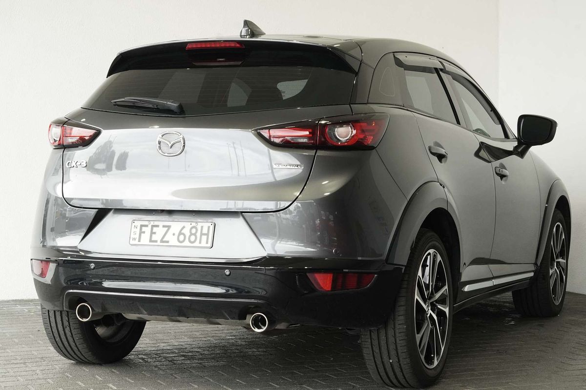 2023 Mazda CX-3 Akari DK