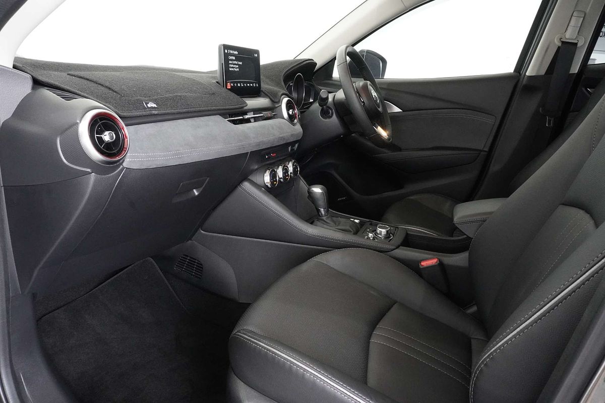 2023 Mazda CX-3 Akari DK