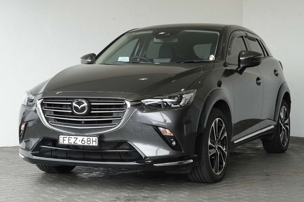 2023 Mazda CX-3 Akari DK