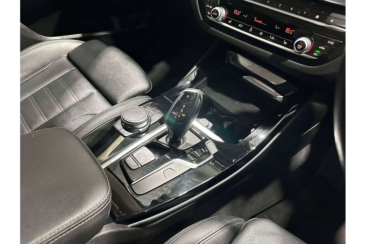 2020 BMW X3 sDrive20i G01