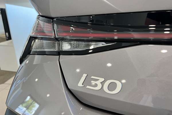 2024 Hyundai i30 Premium CN7.V2
