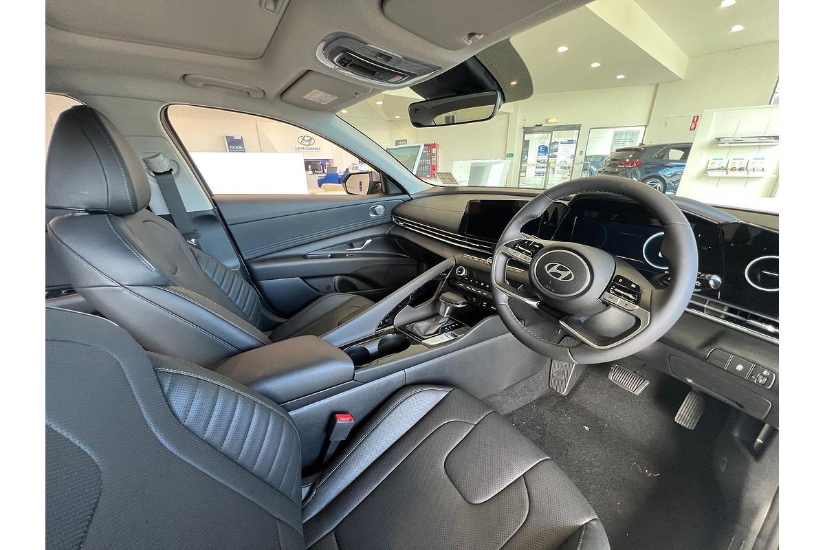 2024 Hyundai i30 Premium CN7.V2