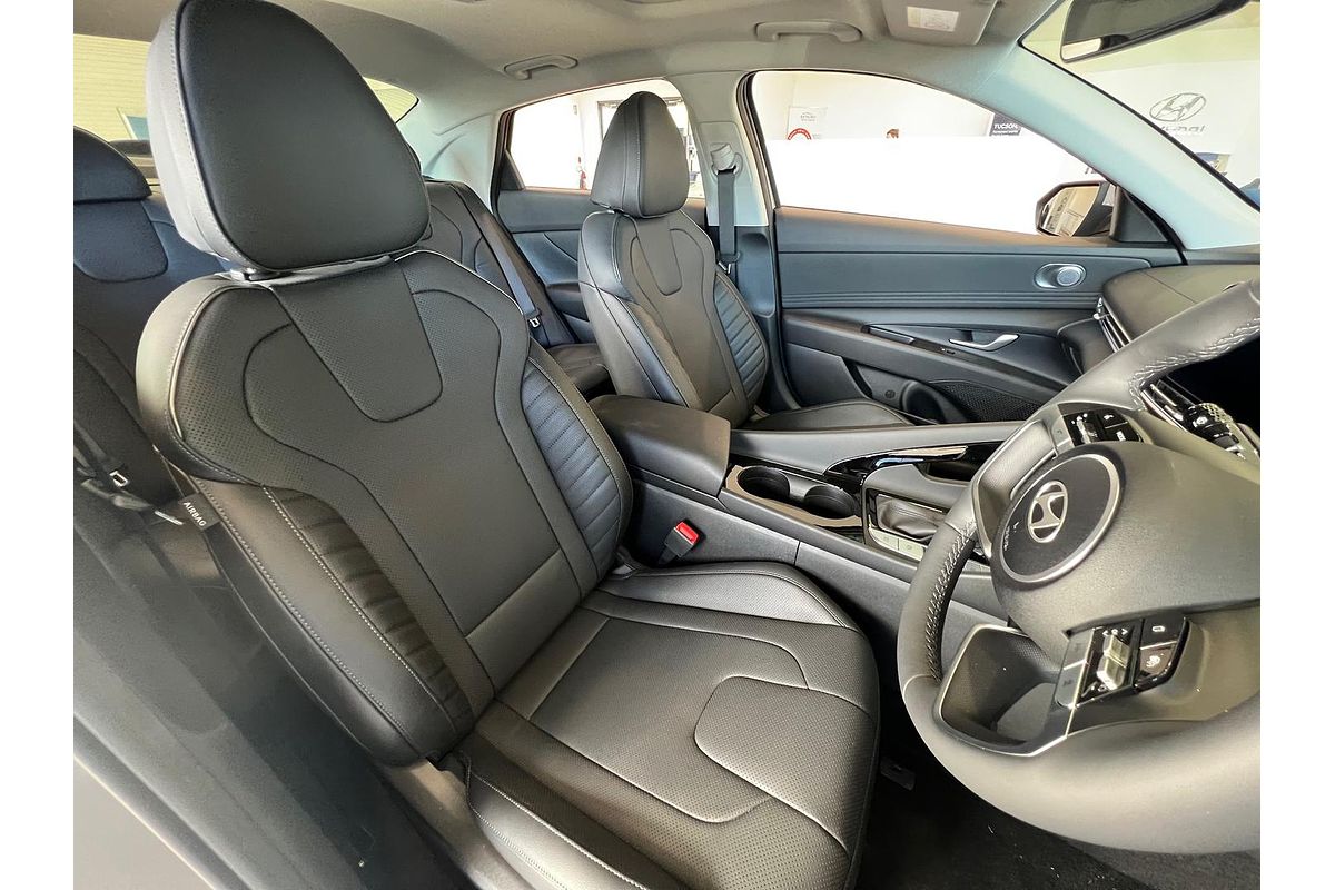 2024 Hyundai i30 Premium CN7.V2
