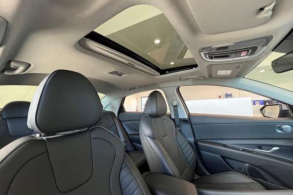 2024 Hyundai i30 Premium CN7.V2