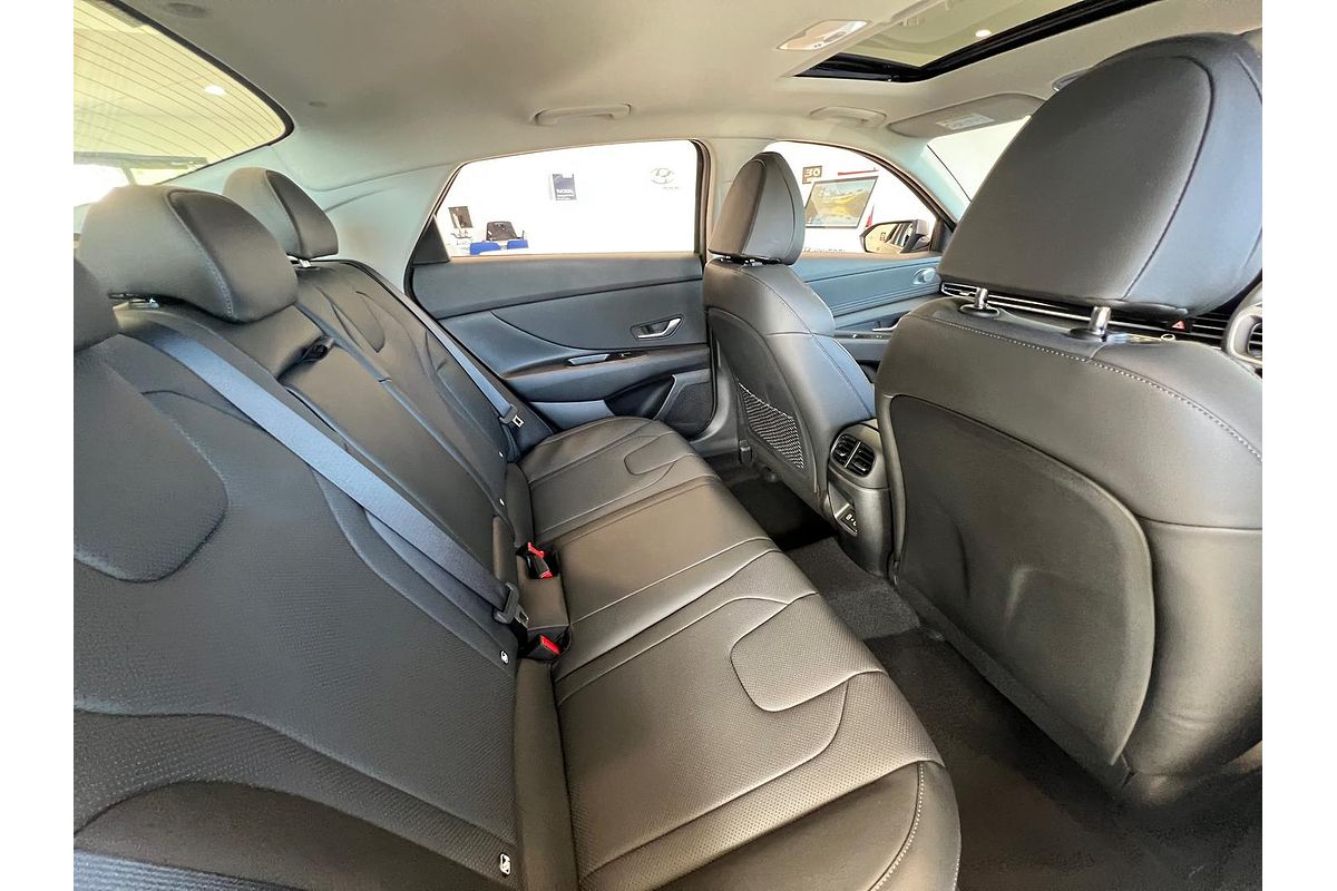 2024 Hyundai i30 Premium CN7.V2