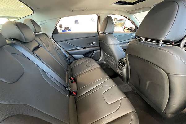 2024 Hyundai i30 Premium CN7.V2