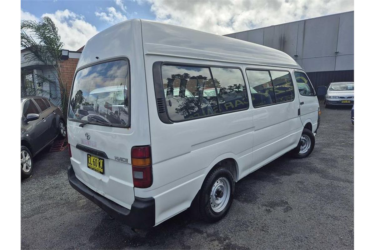 2002 Toyota HIACE COMMUTER LH184R