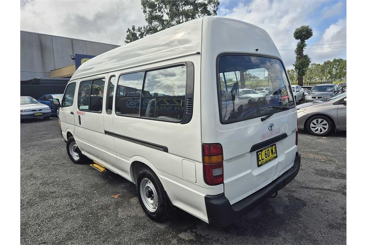 2002 Toyota HIACE COMMUTER LH184R