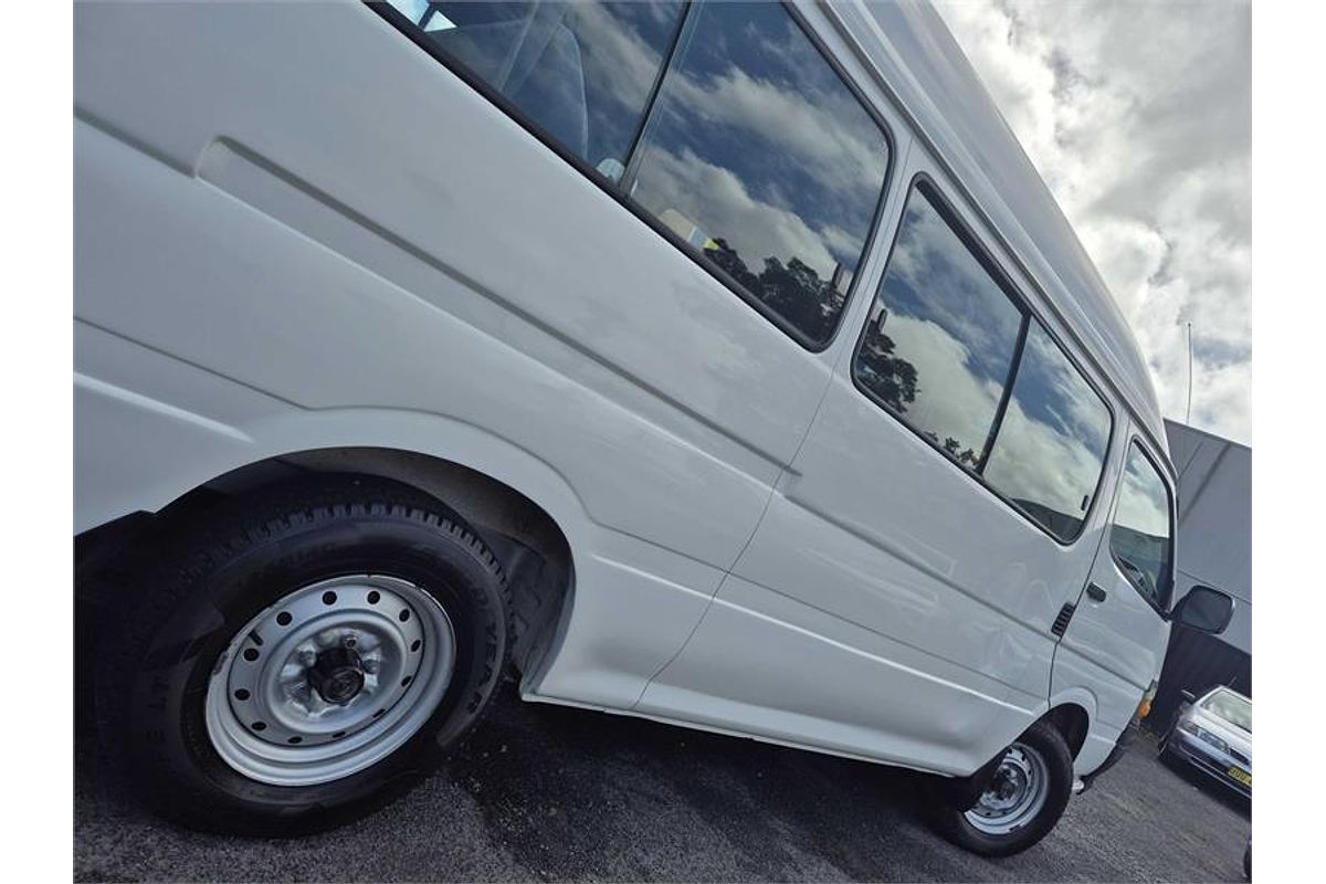 2002 Toyota HIACE COMMUTER LH184R