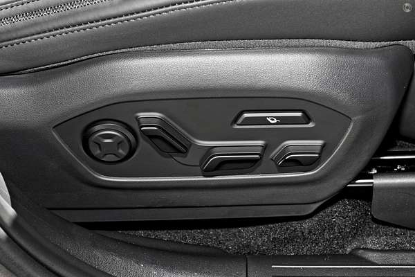 2024 Hyundai Santa Fe Hybrid Calligraphy MX5.V1