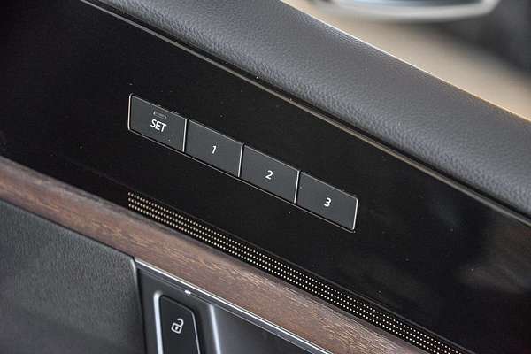 2020 Volkswagen Touareg 190TDI Adventure CR