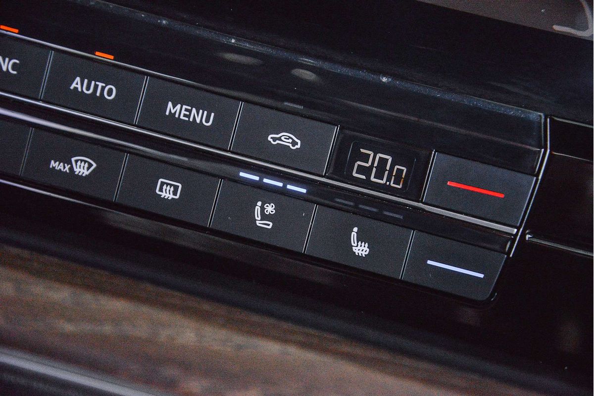 2020 Volkswagen Touareg 190TDI Adventure CR