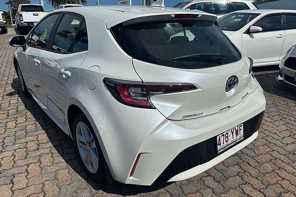 2018 Toyota Corolla Ascent Sport Hybrid ZWE211R