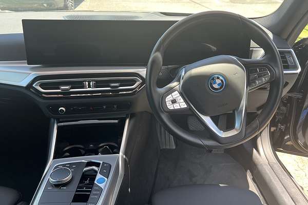 2023 BMW i4 eDrive35 G26
