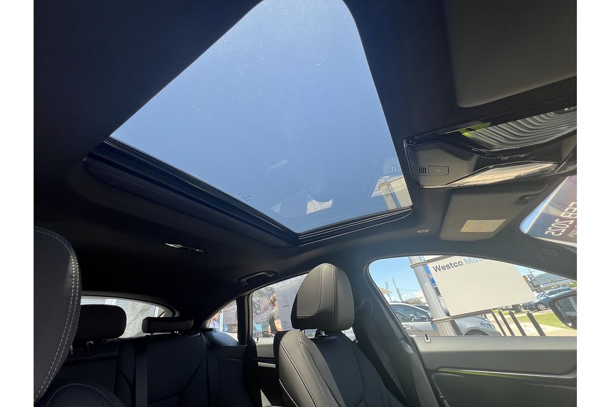 2023 BMW i4 eDrive35 G26
