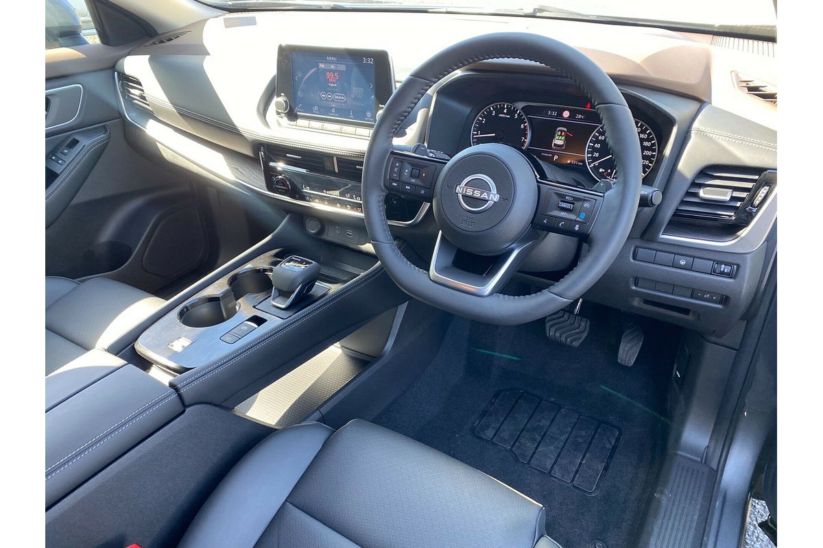 2024 Nissan X-TRAIL ST-L T33
