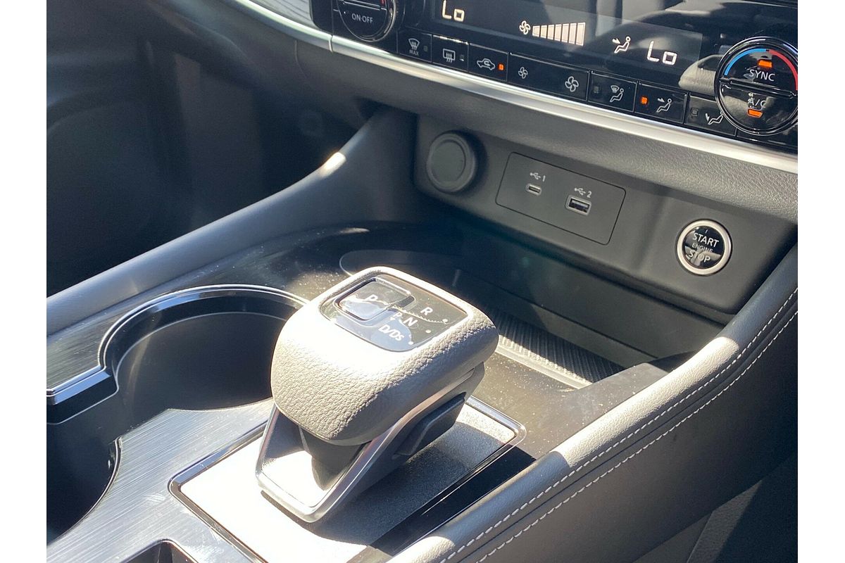 2024 Nissan X-TRAIL ST-L T33