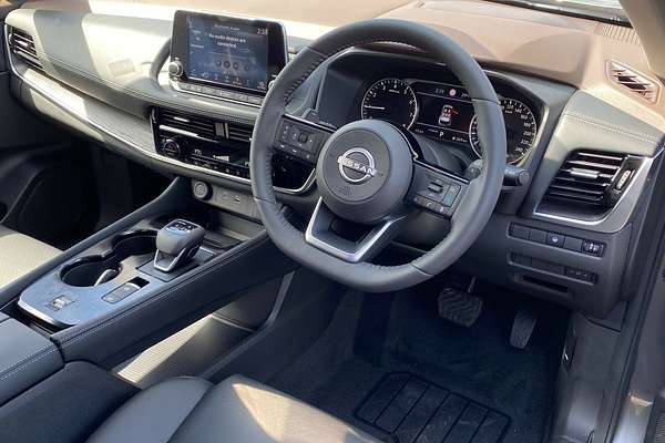 2024 Nissan X-TRAIL ST-L T33