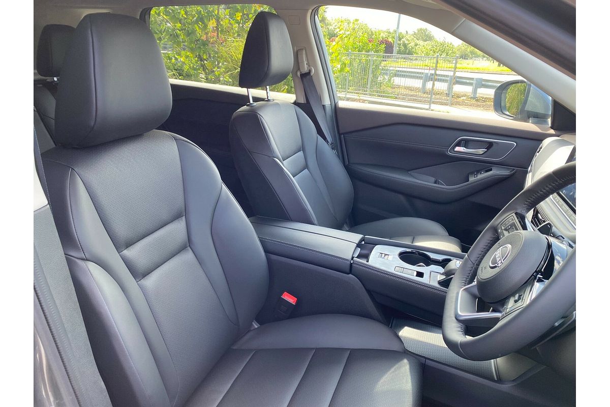 2024 Nissan X-TRAIL ST-L T33
