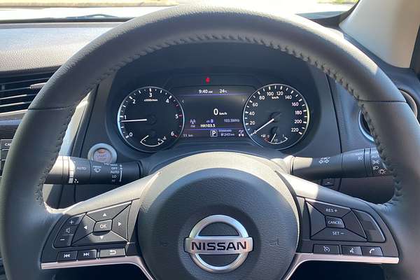 2024 Nissan Navara ST-X D23 4X4
