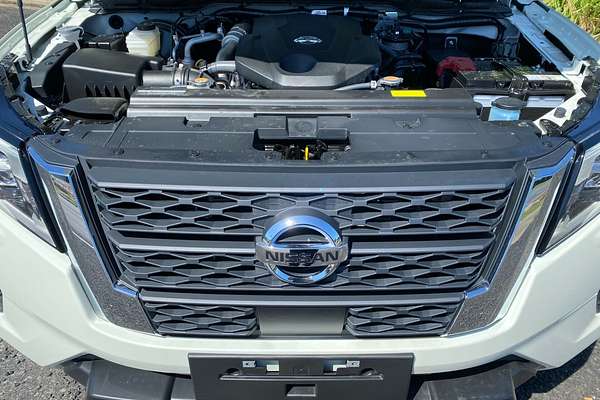 2024 Nissan Navara ST-X D23 4X4