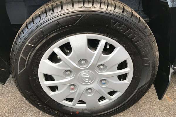 2024 LDV Deliver 9 LWB