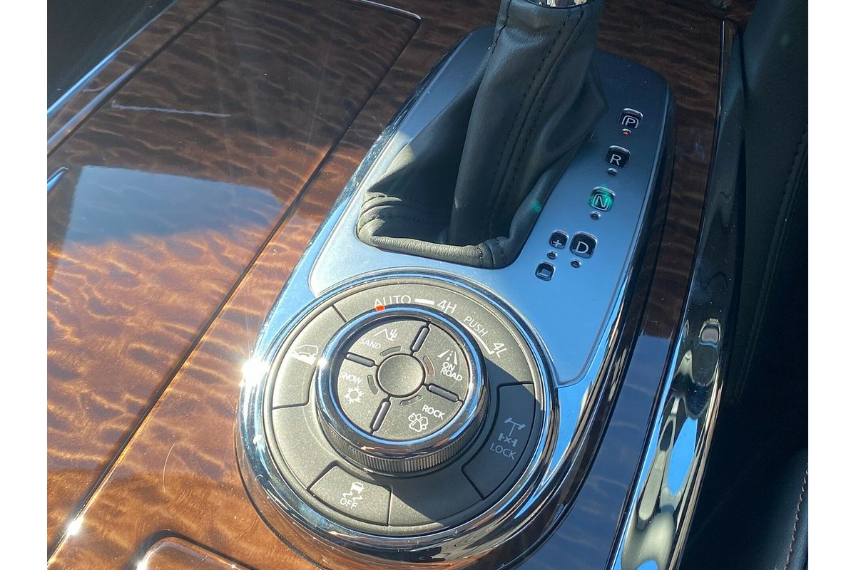 2024 Nissan Patrol Ti-L Y62