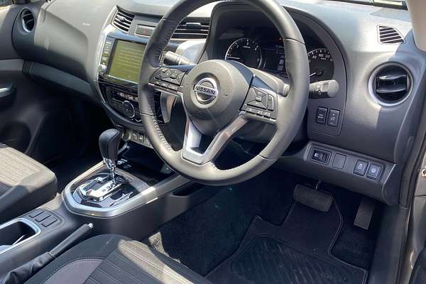 2024 Nissan Navara ST-X D23 4X4