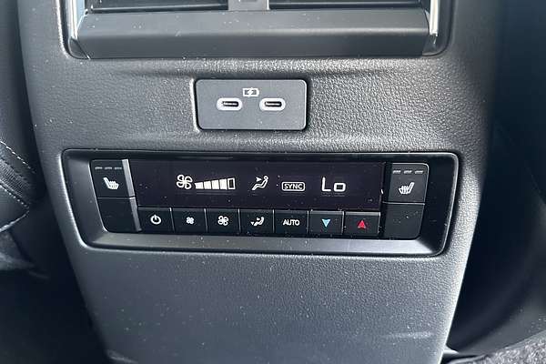 2024 Mazda CX-70 D50e GT KJ