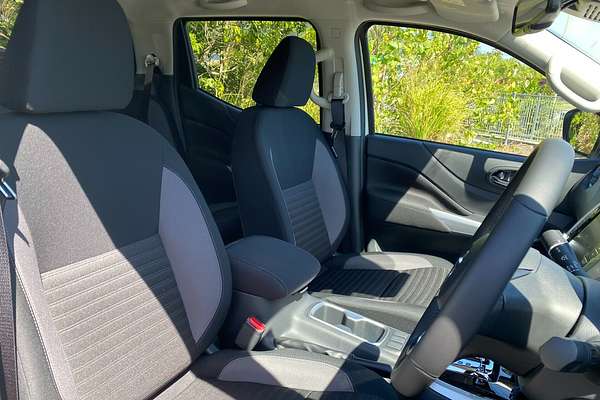 2024 Nissan Navara ST-X D23 4X4