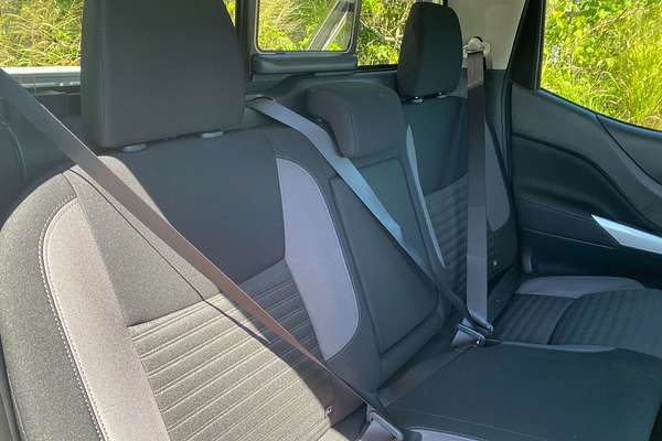 2024 Nissan Navara ST-X D23 4X4