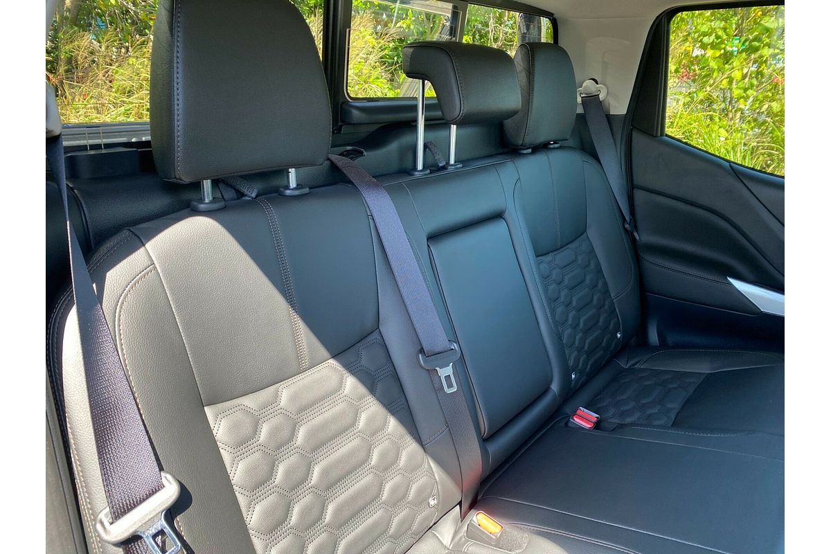 2024 Nissan Navara ST-X D23 4X4