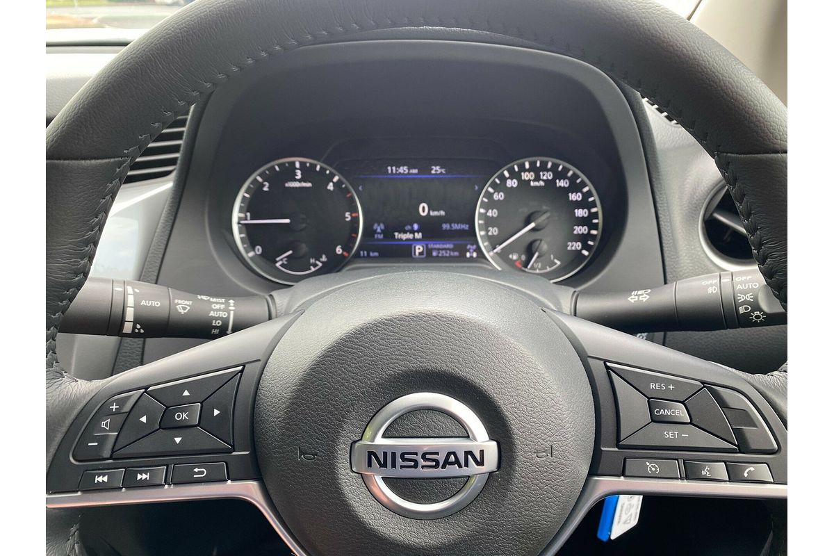 2024 Nissan Navara ST D23 4X4