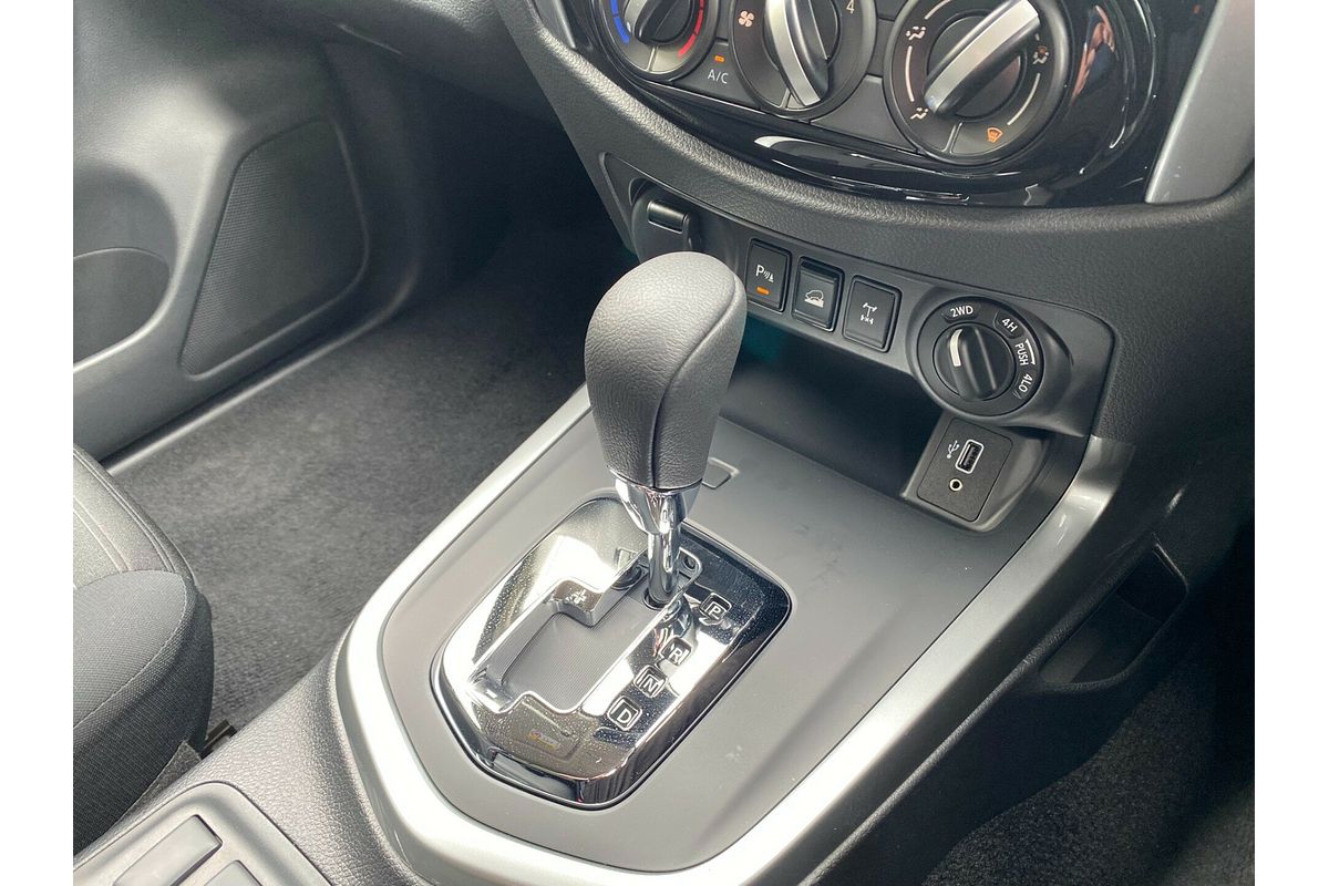 2024 Nissan Navara ST D23 4X4