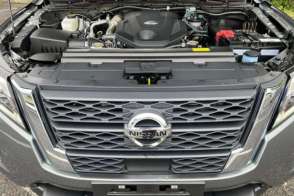 2024 Nissan Navara ST D23 4X4