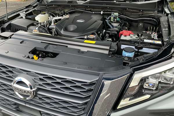 2024 Nissan Navara ST D23 4X4