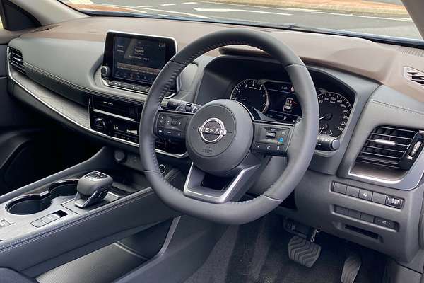 2024 Nissan X-TRAIL ST-L T33