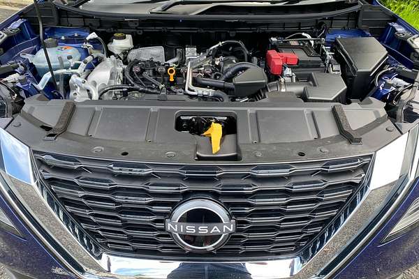 2024 Nissan X-TRAIL ST-L T33