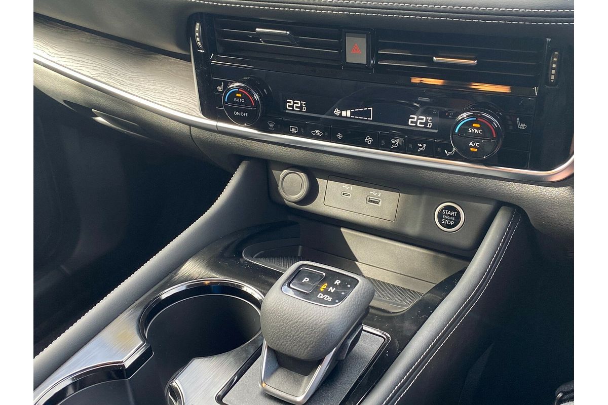2024 Nissan X-TRAIL ST-L T33