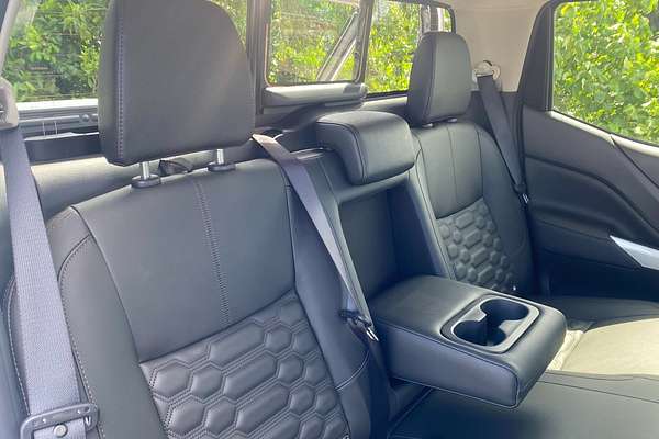 2024 Nissan Navara ST-X D23 4X4