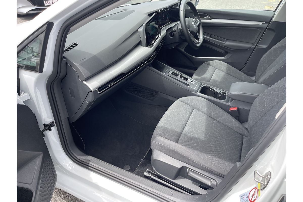 2023 Volkswagen Golf 110TSI Life 8