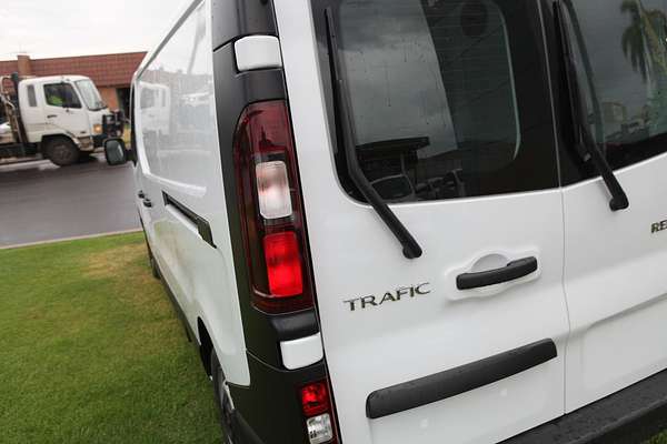 2024 Renault Trafic Pro X82 LWB
