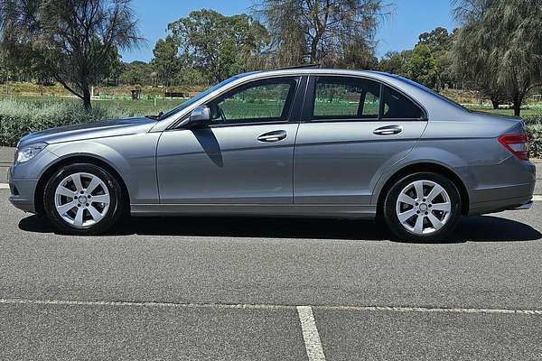 2008 Mercedes-Benz C220 CDI Avantgarde W204