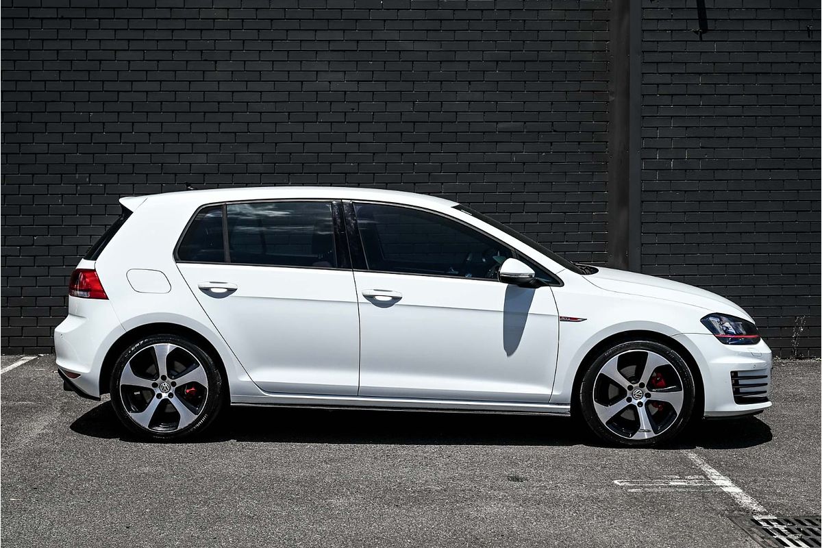 2015 Volkswagen Golf GTI 7