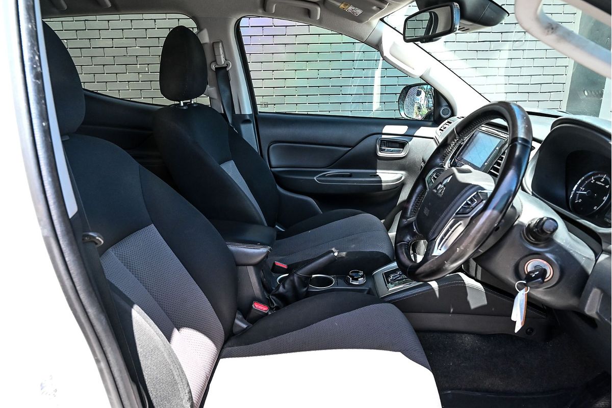 2022 Mitsubishi Triton GLX-R MR 4X4