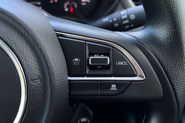 2024 Suzuki Swift Hybrid UZ