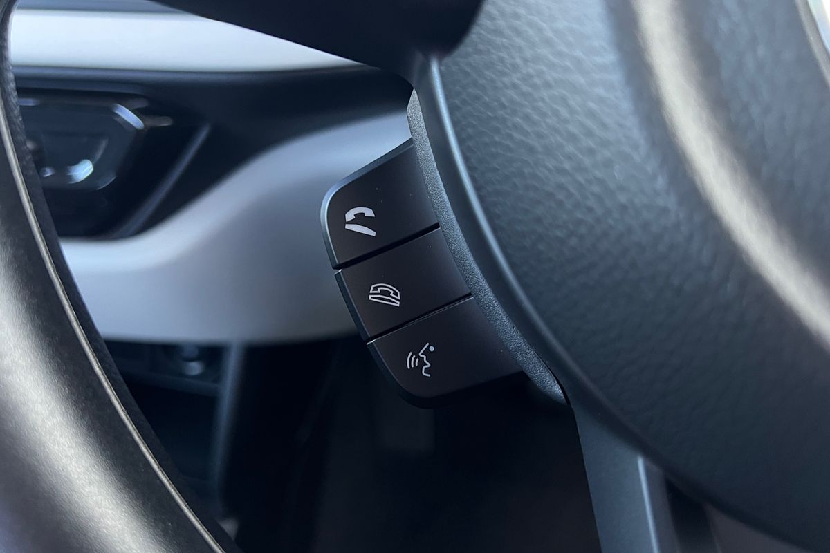 2024 Suzuki Swift Hybrid UZ