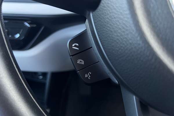 2024 Suzuki Swift Hybrid UZ