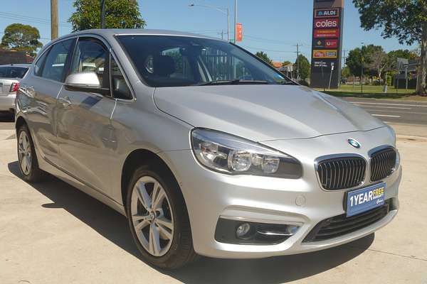 2015 BMW 218I F45